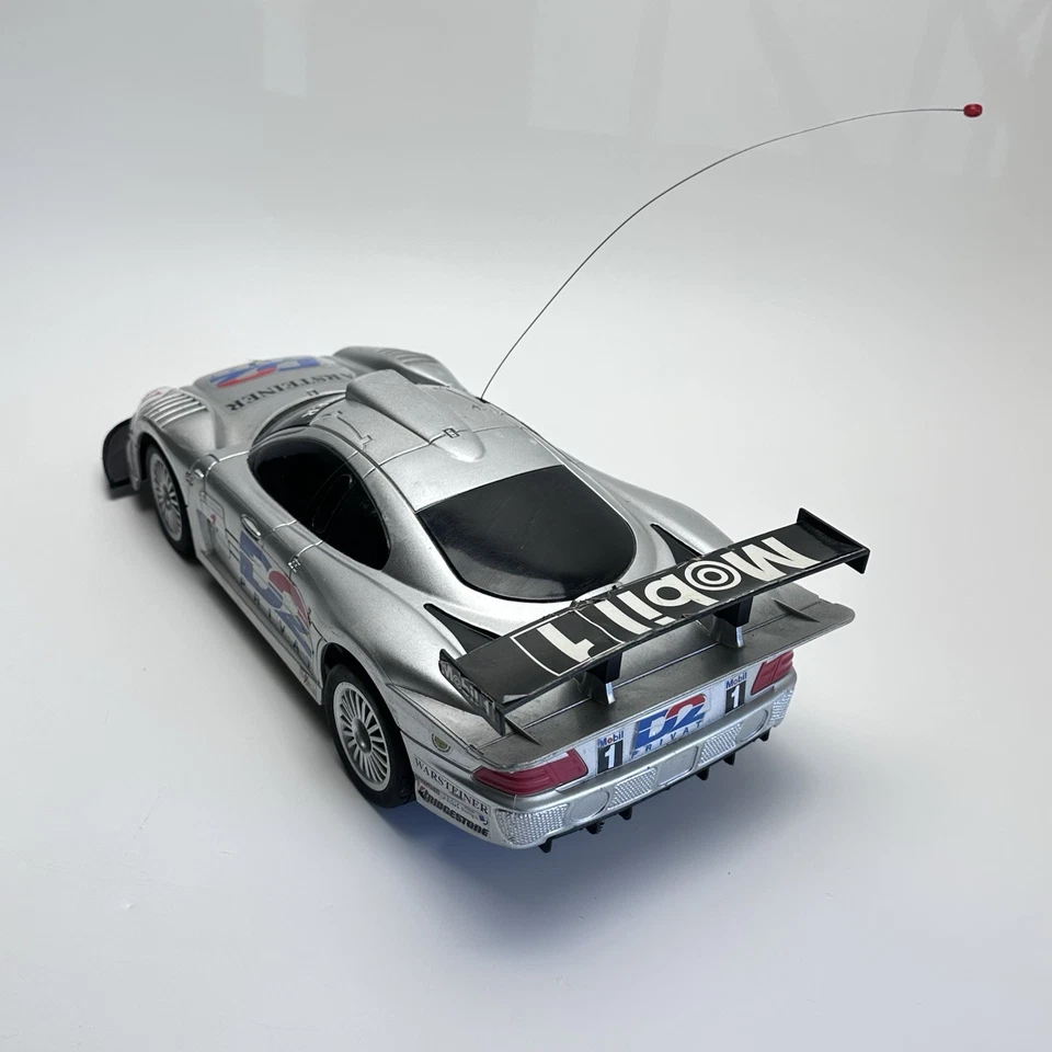 RadioShack 1:10 Mercedes CLK GTR RC Car #60-4258 D2 Mobil 1 – Car Only No Remote - Image 2 of 4