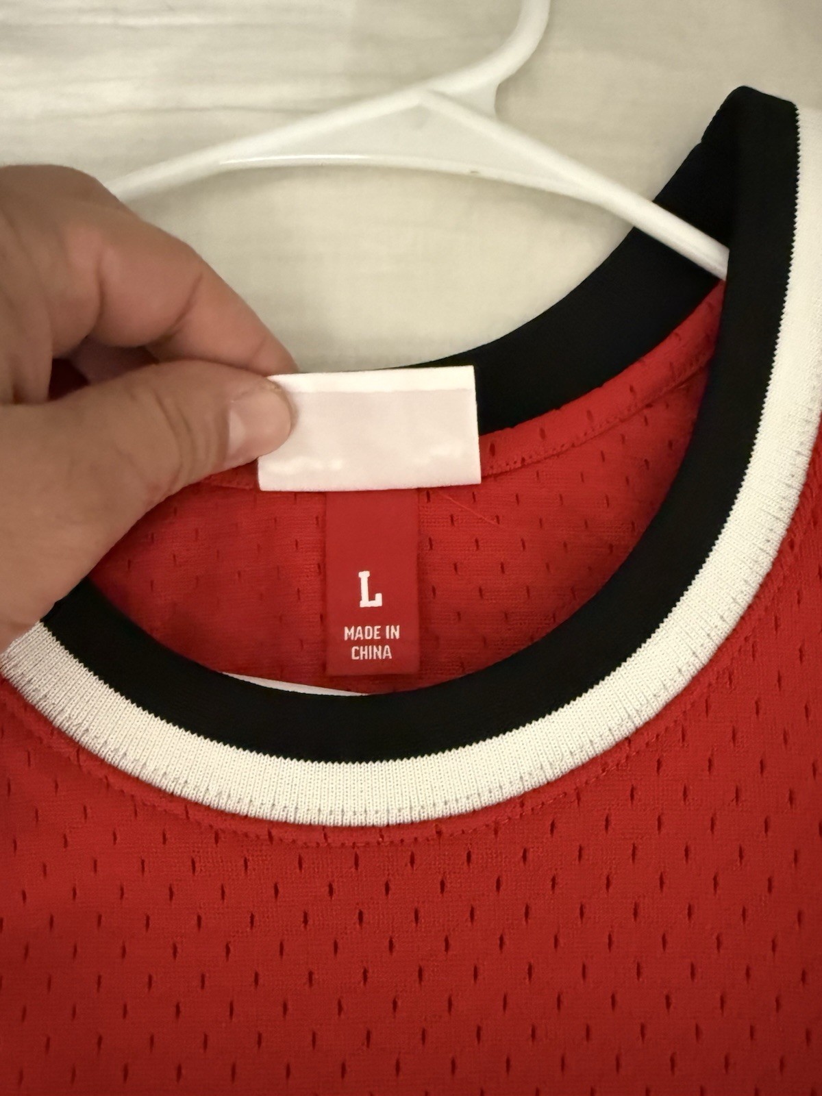 clyde drexler mitchell and ness jersey Size Large