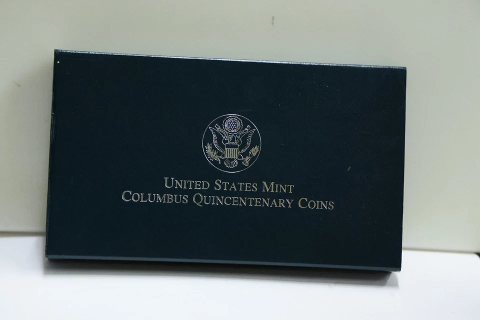 1992-P U.S. Mint Columbus Quincentenary 2 Piece Proof Set. - Image 3 of 4