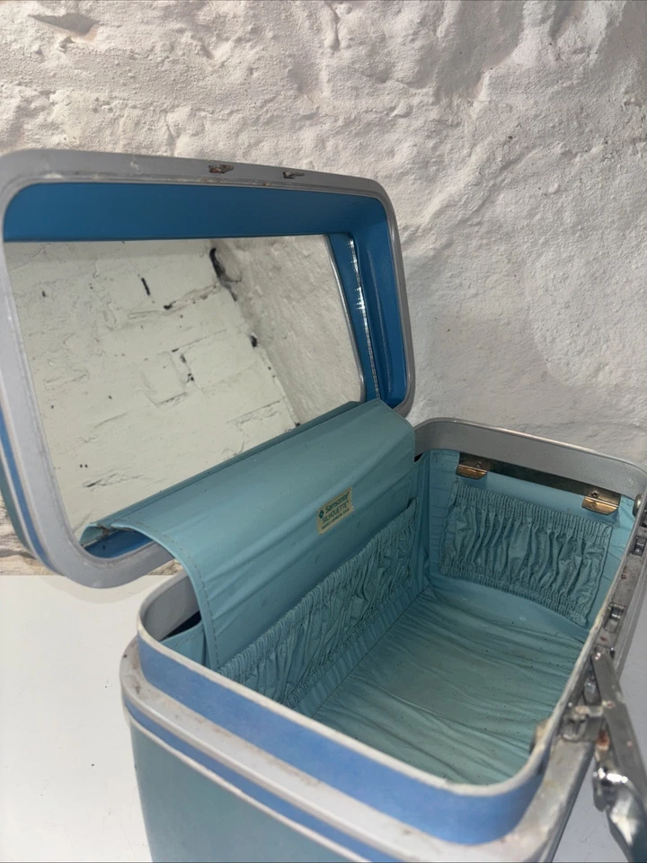 De Colección Años 60 Samsonite Silhouette Tren Azul Estuche Espejo Cosmético Sin Llave Foto 2 de 4