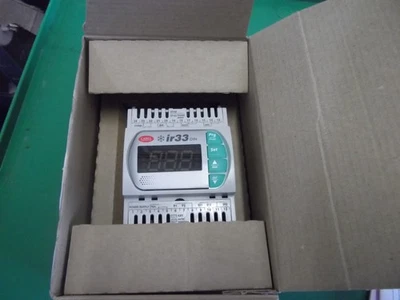 Carel Kühlstellenregler IR33 neu OVP