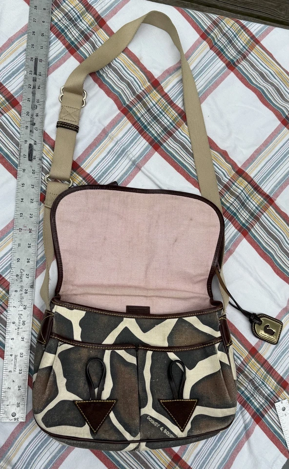 DOONEY & BOURKE Giraffe Print Canvas Crossbody Saddle Bag Purse-NICE - Image 4 of 4