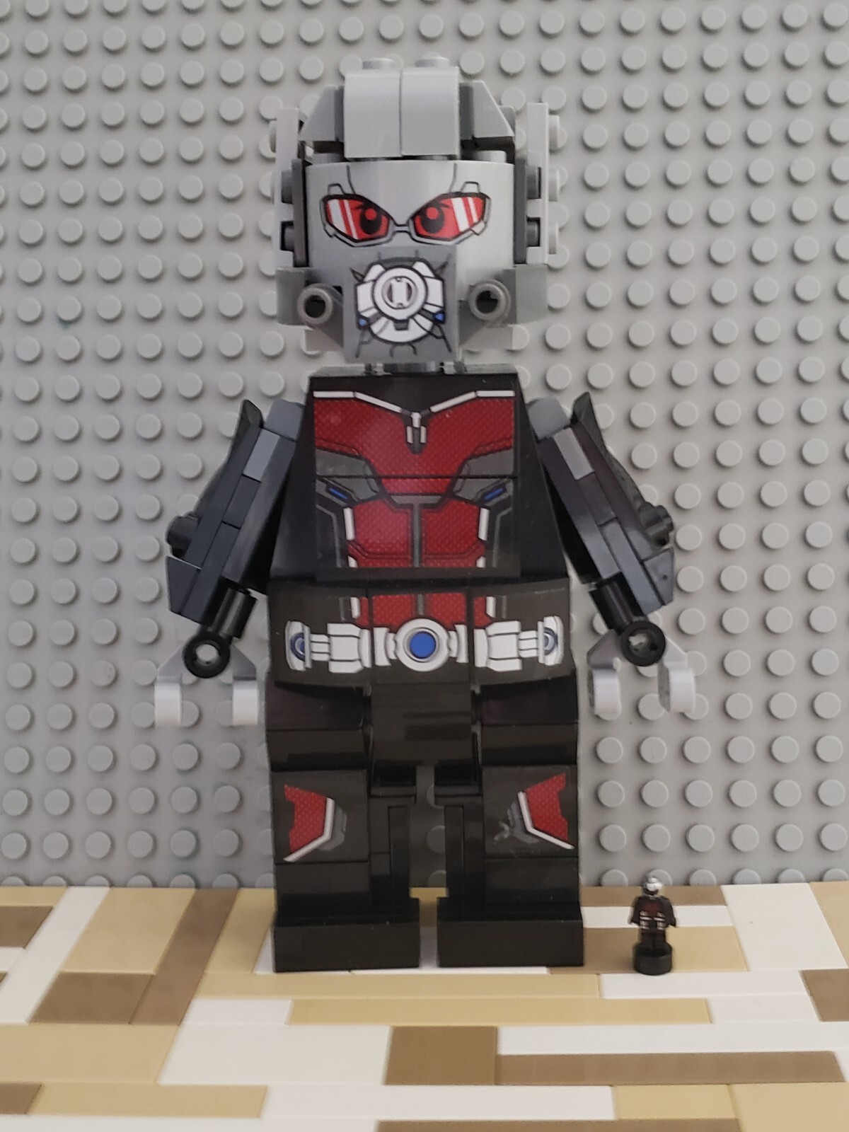 lego giant man minifigure