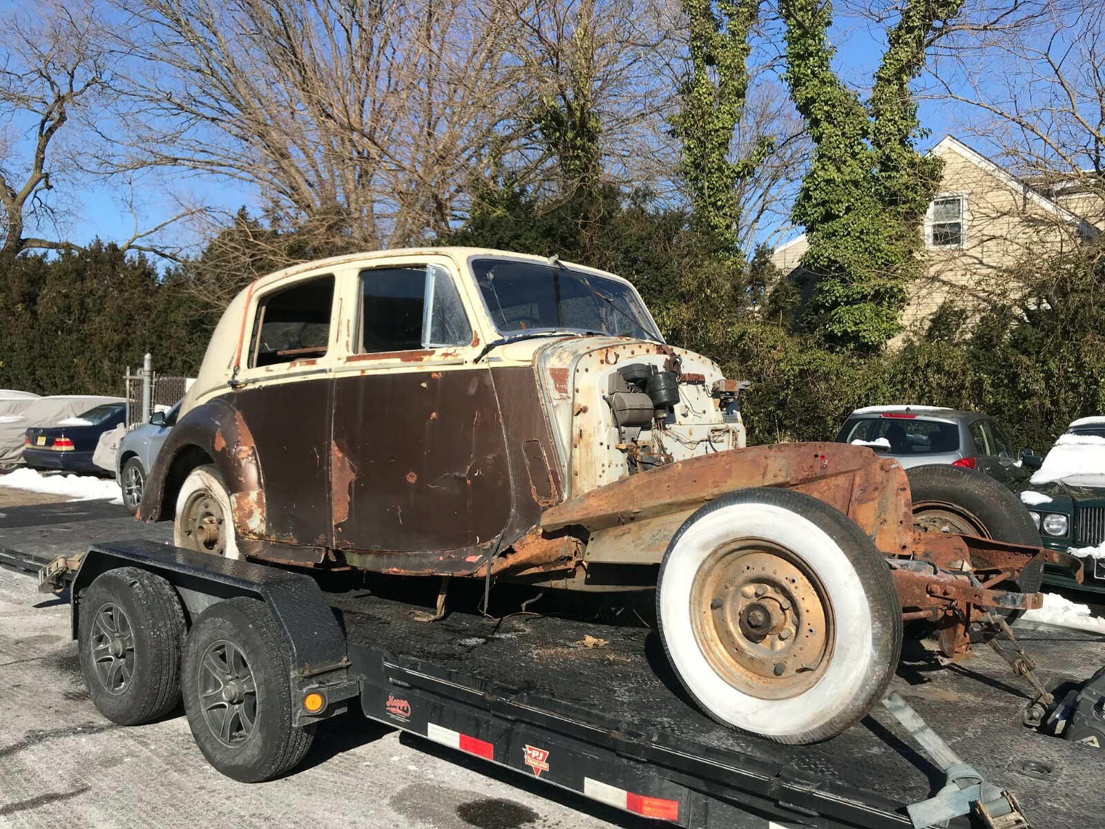 BENTLEY 'SPECIAL' BUILDER? STARTER SOLENOID. HUGE 1946-65 ROLLS ROYCE INVENTORY