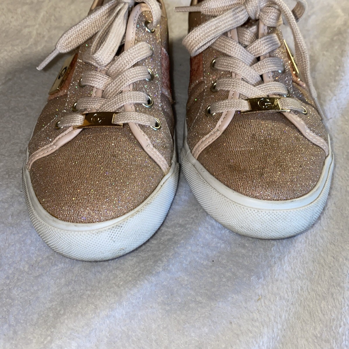 GBG Los Angeles Women 7.5 Sneakers Shoes Pink Shimmer Glossy