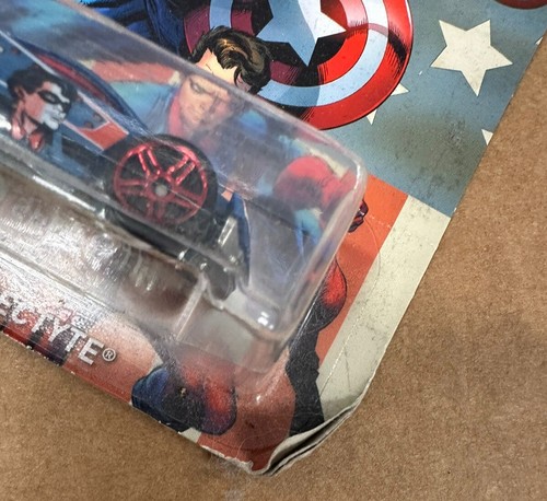 Hot Wheels Premium MARVEL, DC Superhero Set Of 6 Captain America, Wonder Woman - Picture 11 of 12
