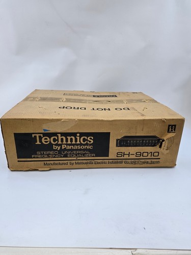 TECHNICS BY PANASONIC, STEREO UNIVERSAL FREQUENCY EQUALIZER, SH-9010, POWERS ON - Picture 21 of 24