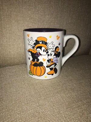(NWOT) Disney Mickey & Minnie Festive Pumpkin Patty Mug - Purple Interior