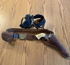 Cowboy Gunbelt, Holster, And Pouch