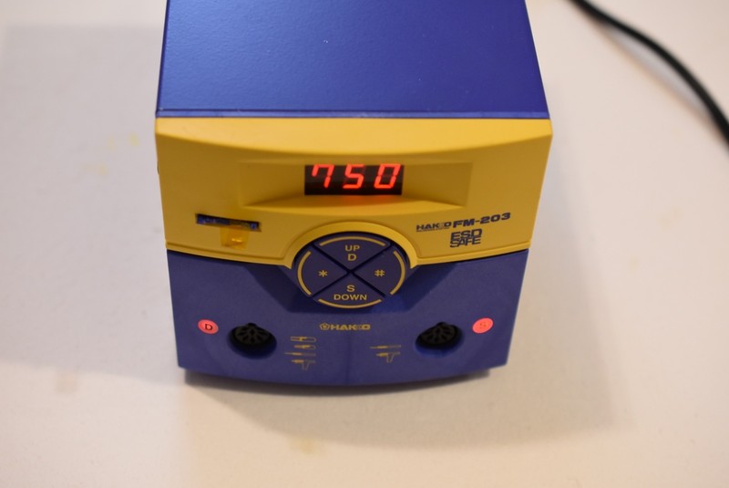 Hakko FM-203 Professional Dual Port Soldering Station Unit Only - No Accessories
