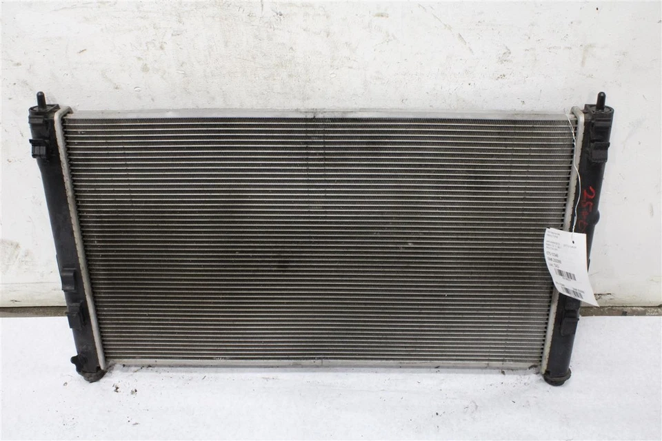 Used Radiator fits: 2017 Mitsubishi Outlander sport w/o turbo Grade A Foto 2 de 4