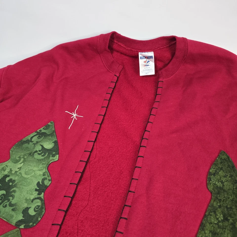 XL Vintage Handmade Red Open Christmas Tree & Snowman Sweatshirt - Image 4 of 4