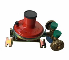 CENTRALINA GAS CON REGOLATORE 4 KG ATTACCO 2 BOMBOLE GPL (11826)