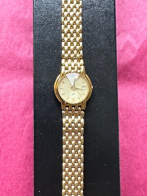 Beautiful Vintage Ladies Fashion Quartz WESTAR Watch -18k