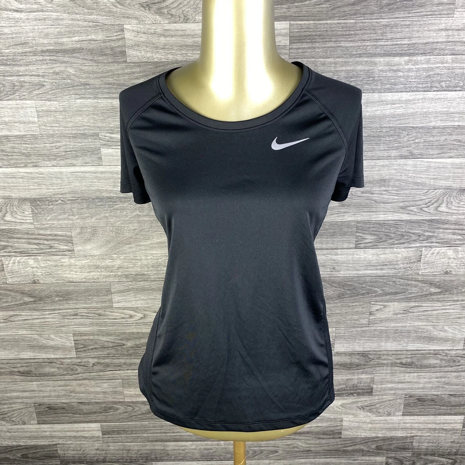 NIKE Dri-Fit Round Neck Black Activewear Short Sleeve T-Shirt Girl's Size Large