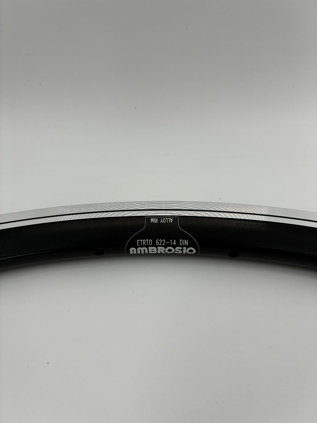 Cerchio Ambrosio Balance 28" 32H Nero Usato foto 3