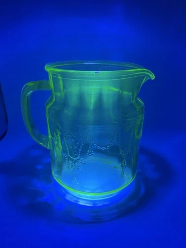 Vintage Anchor Hocking Green Uranium Glass Depression Princess Juice Pitcher 6"