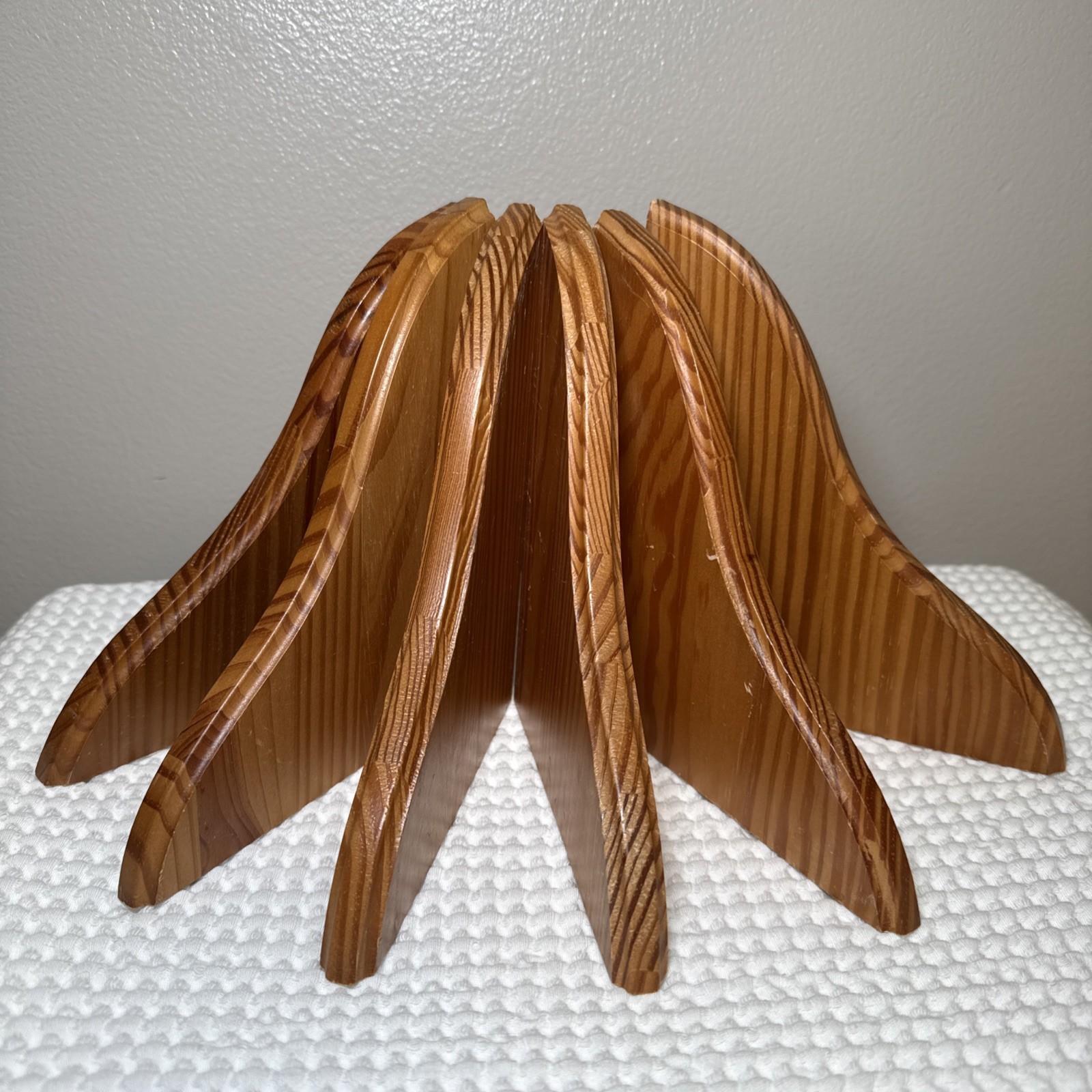 Set of 6 Vintage Wood Fluted Corner Corbels Shelf Brackets 7.5”