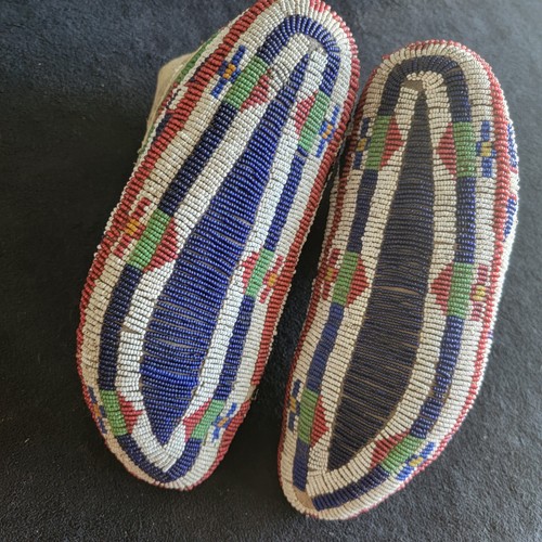 Native American Indian Plains Bottom Beaded Moccasins