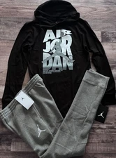 NWT Nike Air Jordan Boys YLG Black/Gray/White Jogger Pants Set Large