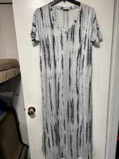 AROLINA White and Black Long Women's Dress Size XL
