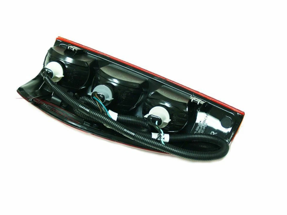 Luz trasera lateral del pasajero para GMC Canyon Chevrolet Colorado 2004-2009 Foto 2 de 2