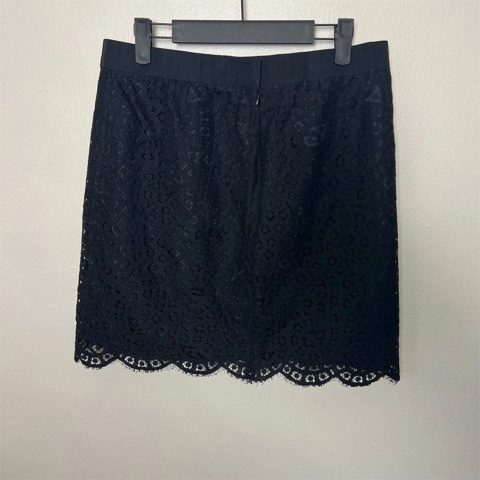 Joe Fresh 女式黑色蕾丝及膝铅笔裙 6 码 — 第 2/4 张图片