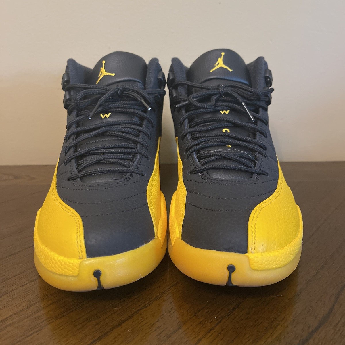 Size 8.5 - Jordan 12 Retro University Gold 2020 Size 8.5 - Jordan 12 Retro University Gold 2020 194276395868  main image 3