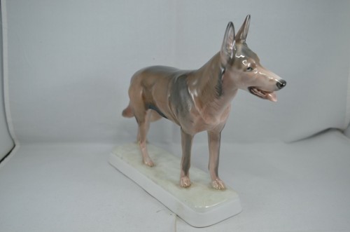 ROSENTHAL GERMAN SHEPHERD FIGURE REF. NO. 829 - Picture 5 of 10