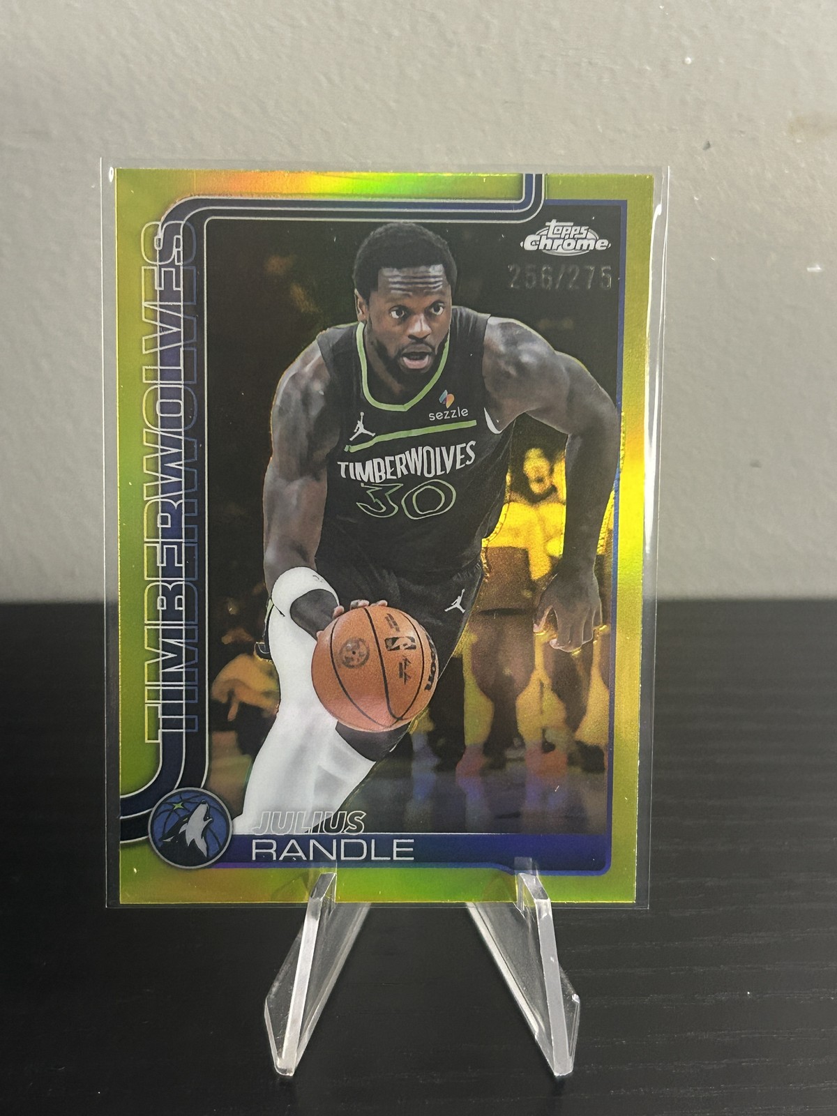 2025-26 Topps Chrome #123 Julius Randle Yellow Refractor #/275