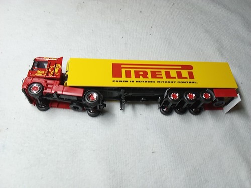 M66 Herpa H0 1:87 Renault 'Pirelli' Reifen Lkw Koffersattelzug - Picture 14 of 20