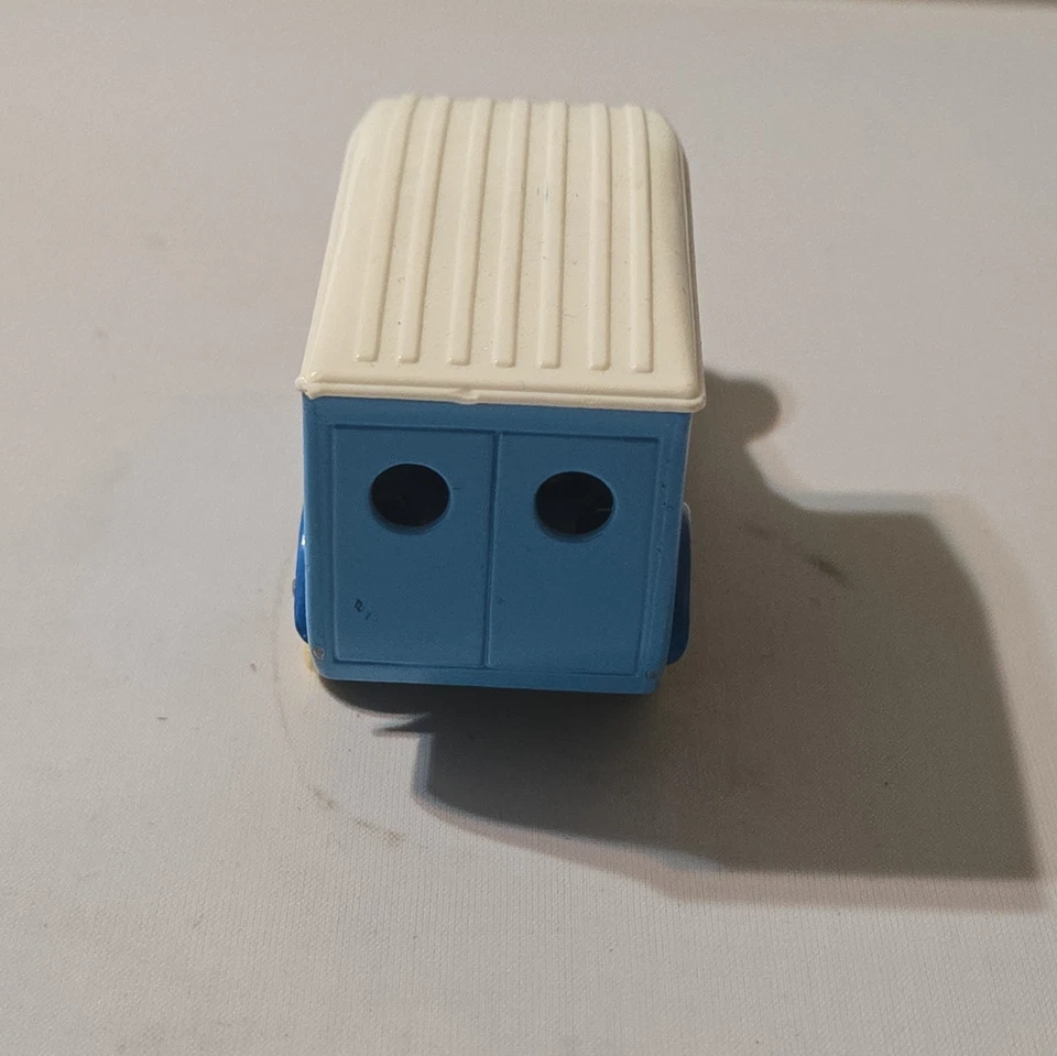 Vintage 1980s Lledo Die-Cast Car Old Timers LP021035 Chevrolet Van KLM Air Mail  - Image 4 of 4