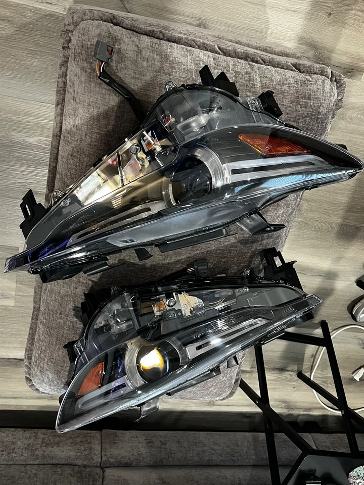 Faro LED lado conductor y pasajero Mazda CX-5 Grand Touring 2021 4 cilindros 2,5 L Foto 3 de 4