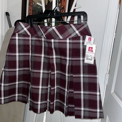 RK Rifle/Kaynee Skirt Size 11 Juniors Pleated School Girl Burgundy Gray Maroon
