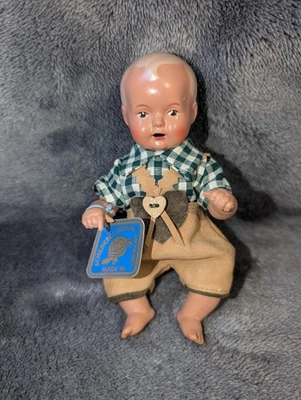 Schildkröt Puppe Junge 16cm Lederhose OVP blond braune Augen Vintage - Bild 1 von 4