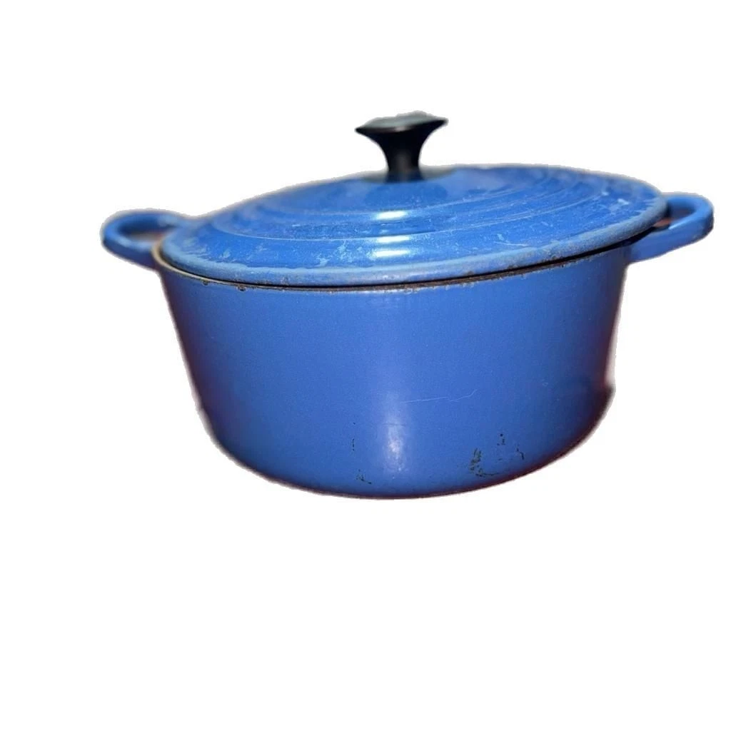 Le Creuset Enameled Cast Iron Round Dutch Oven 22cm Blue
