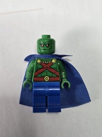 LEGO Mini Figure DC Martian Manhunter Minifigure 76040 Brainiac Attack w/ Cape