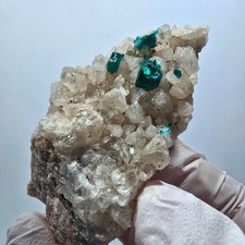 Raro esemplare di dioptasio XX, calcite Repubblica del Congo 68*41*31mm