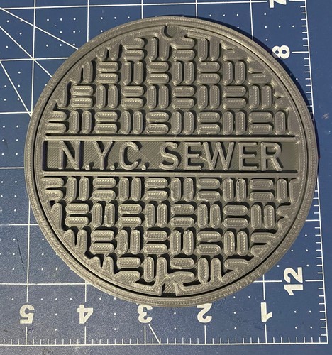 Custom Action Figure Diorama Accessory N.Y.C. Sewer Manhole Cover 1/6 Scale - Picture 2 of 2