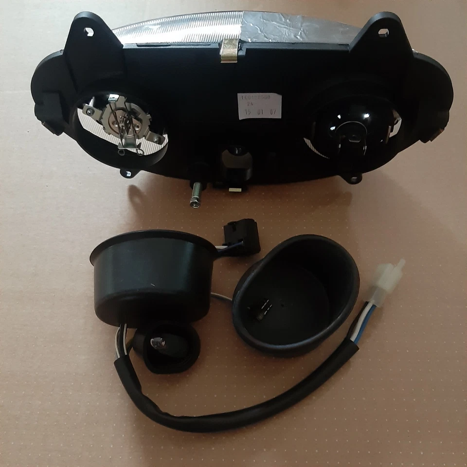 APRILIA PEGASO 650 IE 2003-2007 FARO ANTERIORE Foto 2 de 4