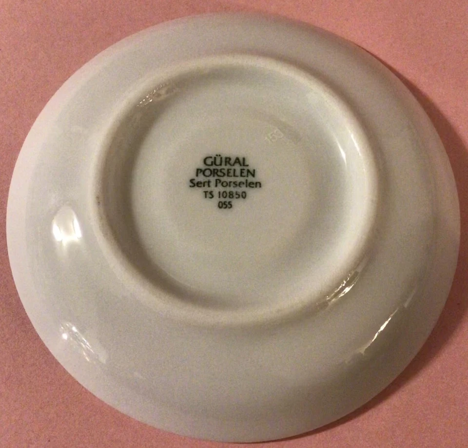 Juego de 6 tazas de café turcas con platillos Güral Porselen Foto 4 de 4