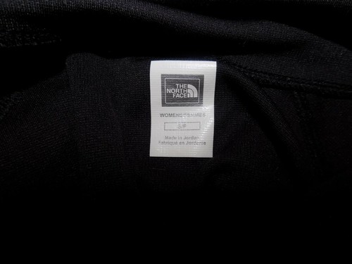 The North Face Women's 1/4 Zip Lightweight Shirt - Picture 6 of 6
