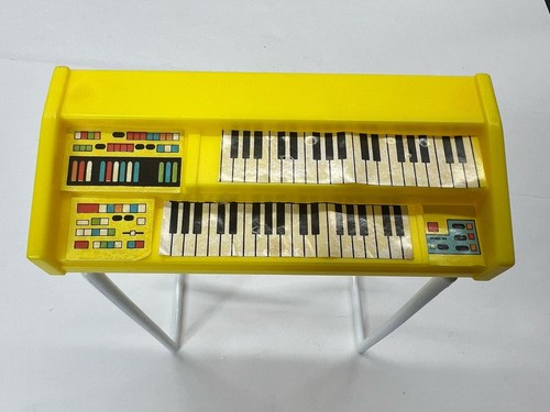 Barbie and the Rockers Arco Rock Video Recording Studio Playset Items Keyboard - Picture 10 of 18