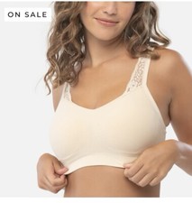 Underoutfit Comfort Bra  M  Adjustable Lace Straps  445 SAND NWT Retail 59