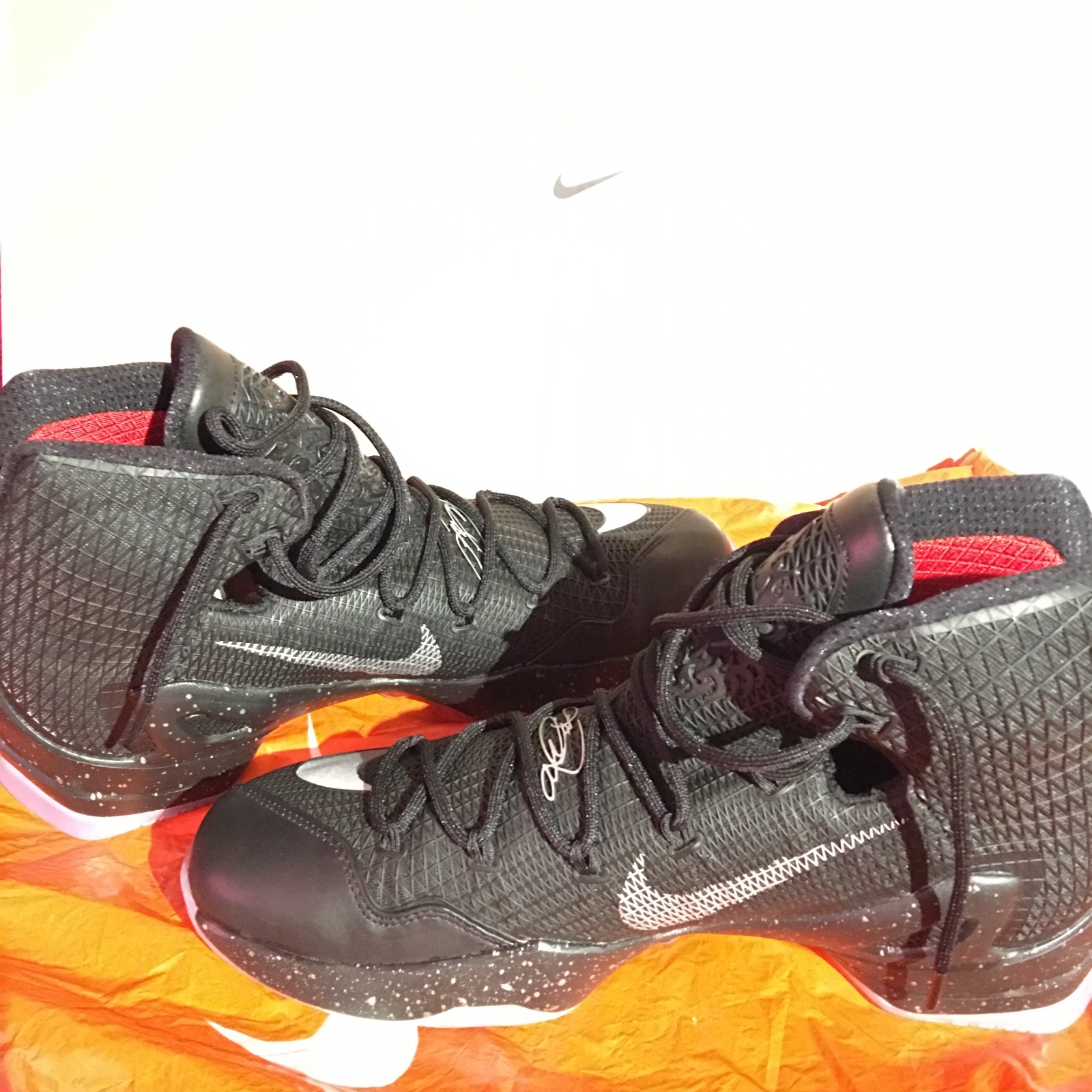 Nike Lebron James elite shoes sz 11 Nike Lebron James elite shoes sz 11