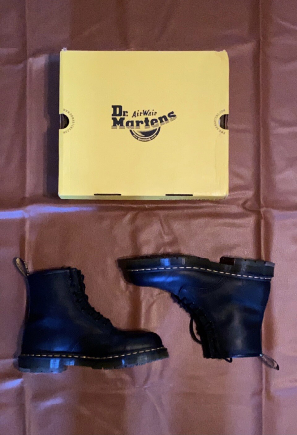 Men's Dr Martens Combat Boots Size 10 Black Leather-image