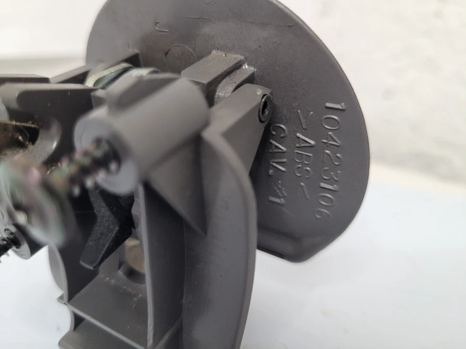 ⭐Pestillo de guantera Pontiac Aztek 2001-2005 04-07 Pontiac Grand Prix Gris 10423106⭐ Foto 4 de 4