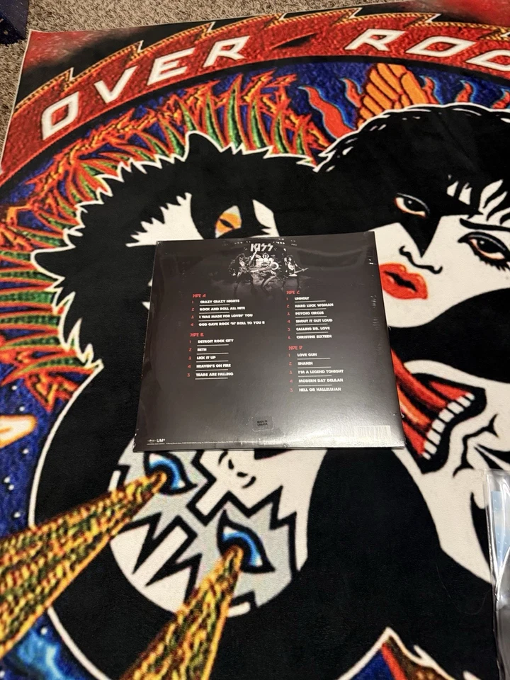 KISSWORLD - The Best Of KISS 2LP Gatefold Exclusive Red w/ Yellow Splatter - Image 2 of 2