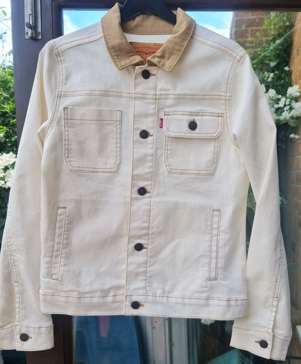 Levi's Trucker Jacket Ivory -80cm Chest Size.
