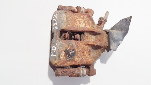 Bremssattel rechts vorne  Volkswagen Vento DE1105047-70